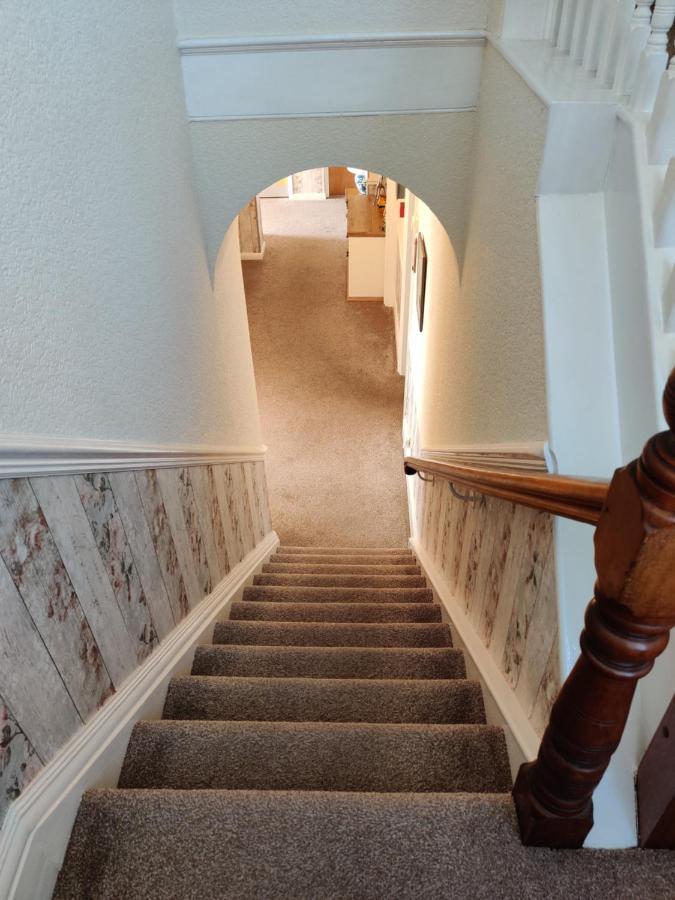 Cameron Court B&B フランボロー エクステリア 写真