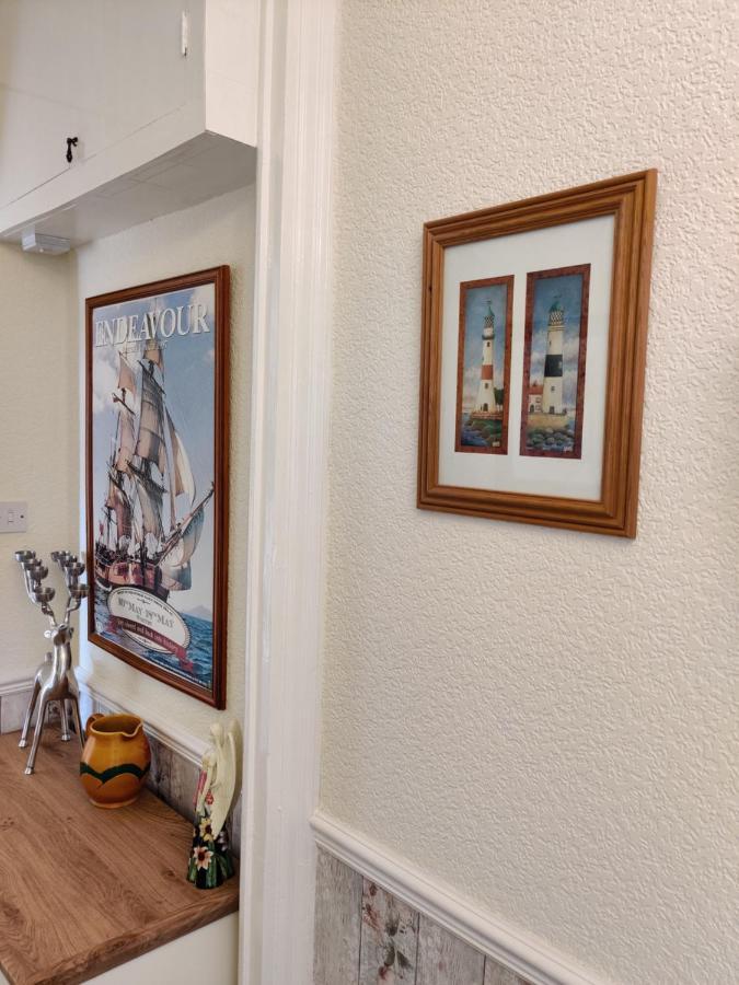 Cameron Court B&B フランボロー エクステリア 写真