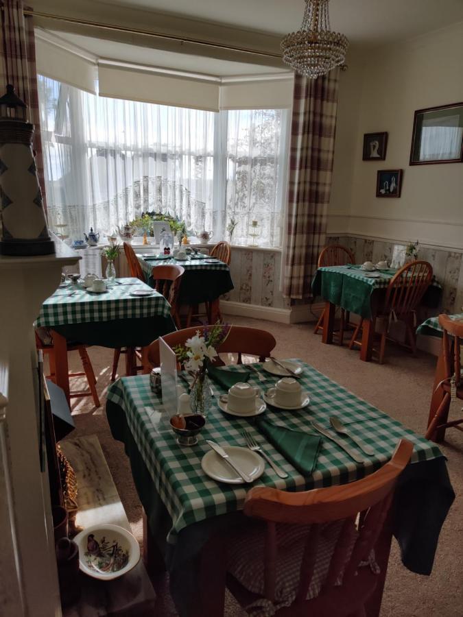 Cameron Court B&B フランボロー エクステリア 写真