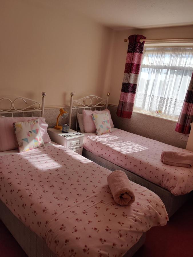 Cameron Court B&B フランボロー エクステリア 写真