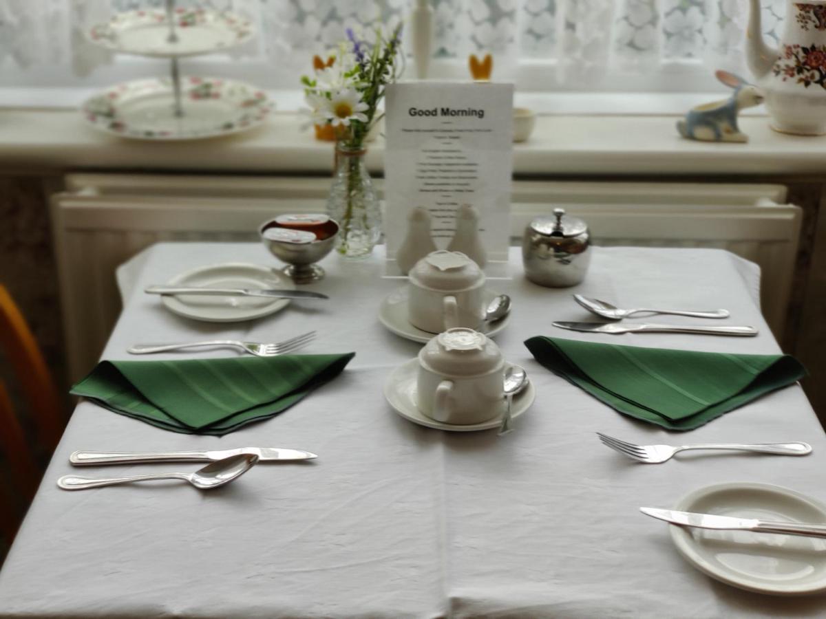 Cameron Court B&B フランボロー エクステリア 写真