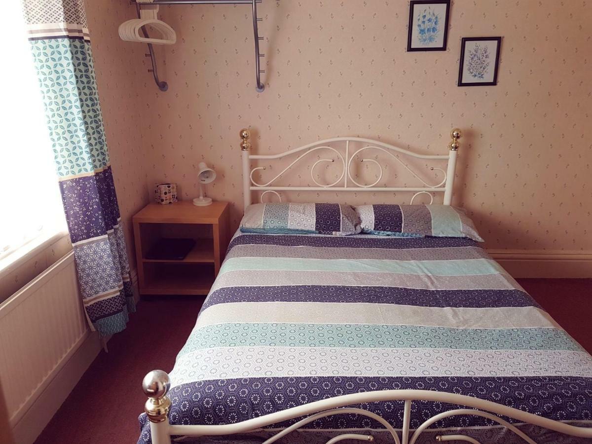 Cameron Court B&B フランボロー エクステリア 写真